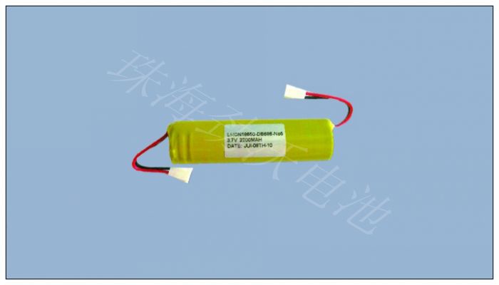 3.7V Cylinderical Li-ion Battery 2600MAH